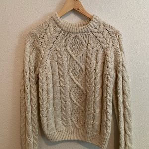 Chunky Cable Knit Cropped Sweater